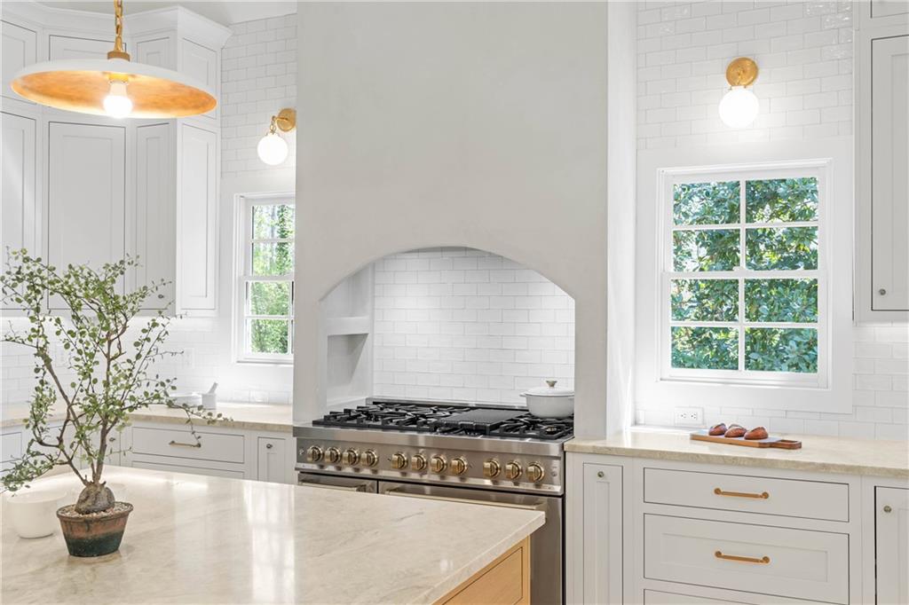 181 Sentinel Place NE