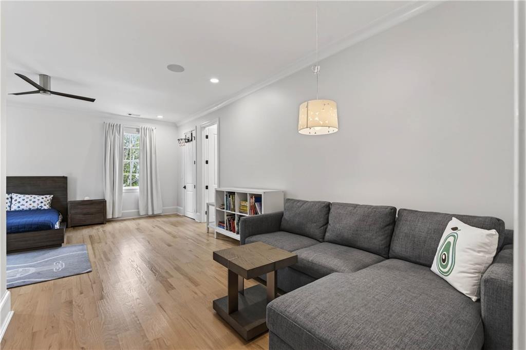 4868 Merlendale Drive