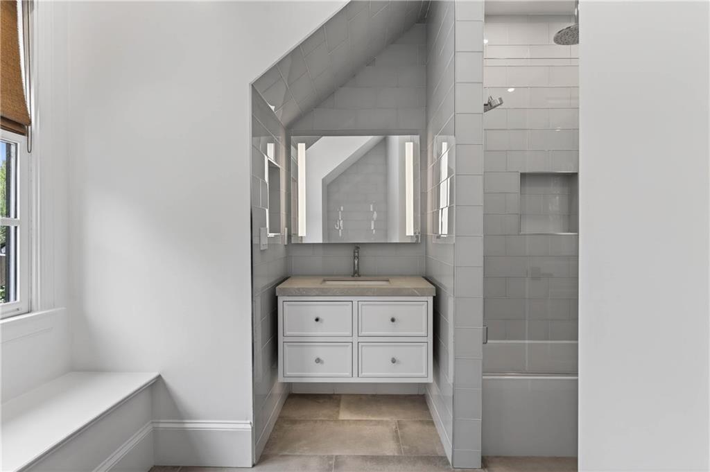 4868 Merlendale Drive