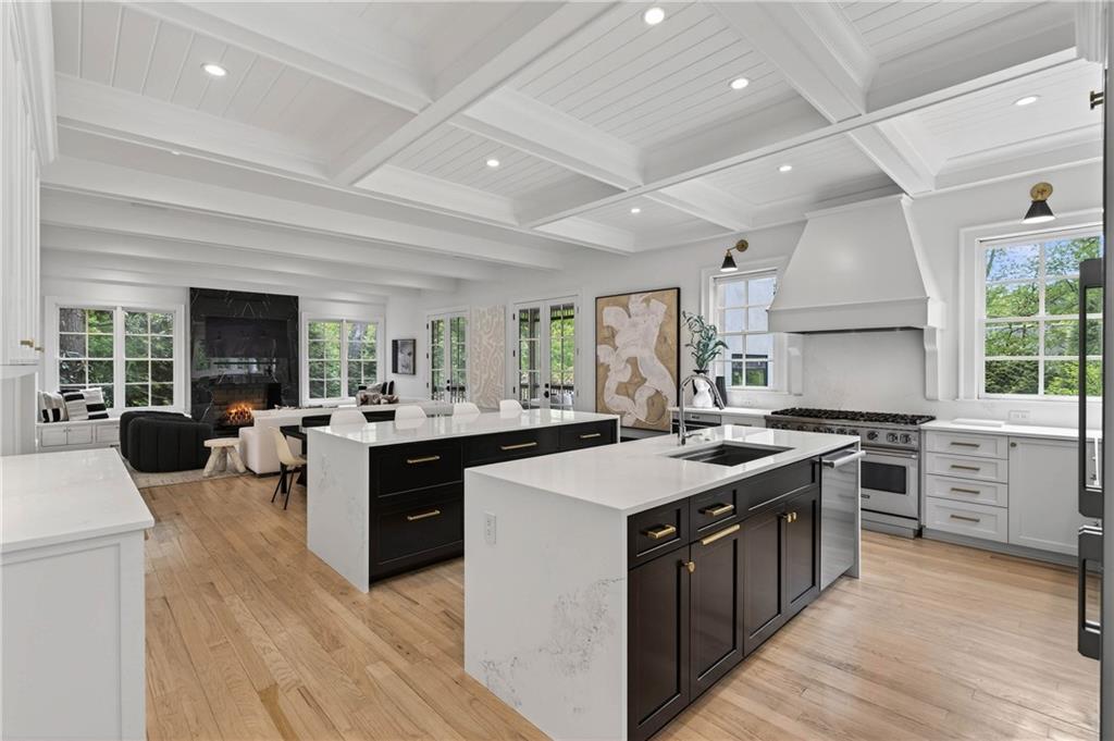 4868 Merlendale Drive