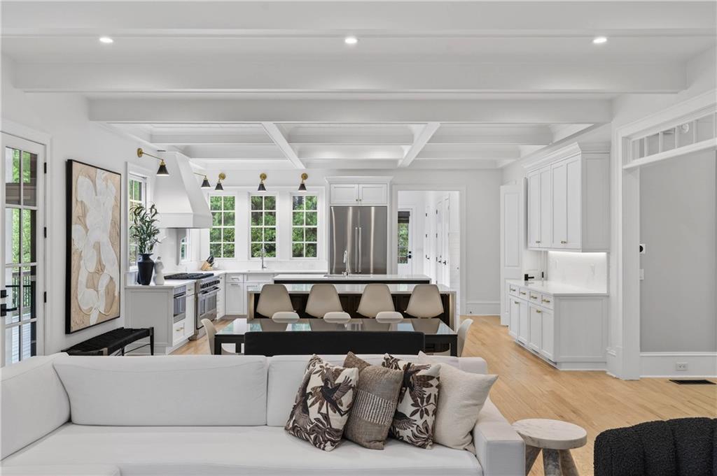 4868 Merlendale Drive