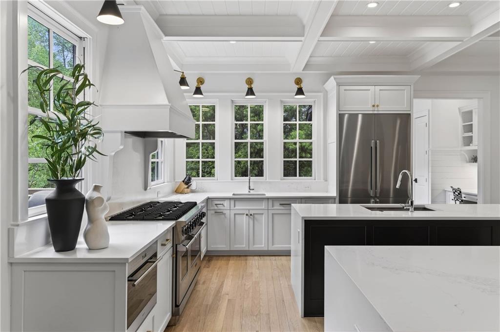 4868 Merlendale Drive