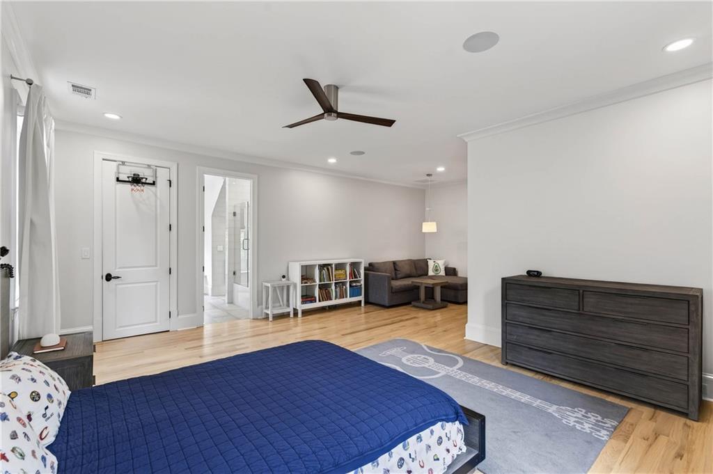 4868 Merlendale Drive