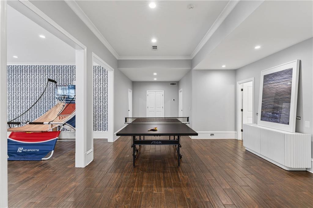 4868 Merlendale Drive