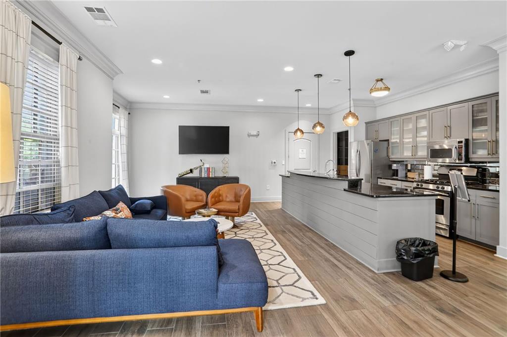 1055 Piedmont Avenue NE Unit 406