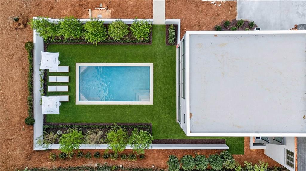 419 Brentwood Drive NE