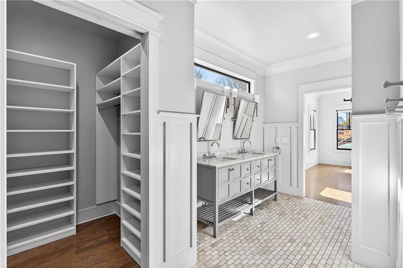 636 Kennesaw Avenue NE