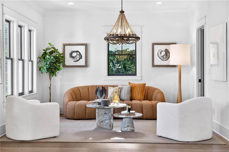 636 Kennesaw Avenue NE