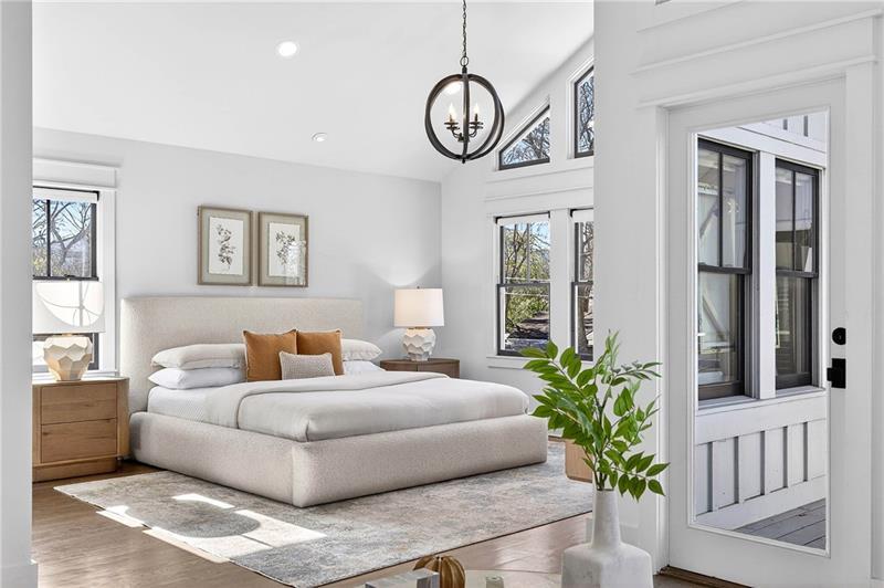 636 Kennesaw Avenue NE