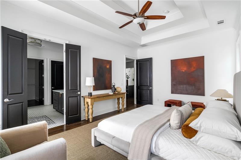 1760 Barclay Close NW