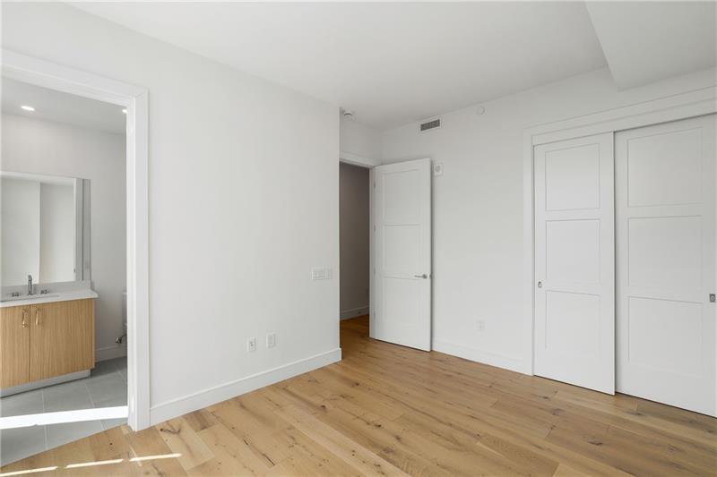 2425 Peachtree Road NE Unit 1409