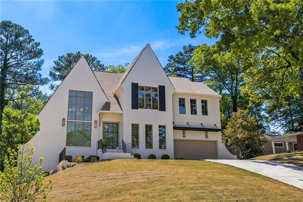 3002 Cravenridge Drive NE