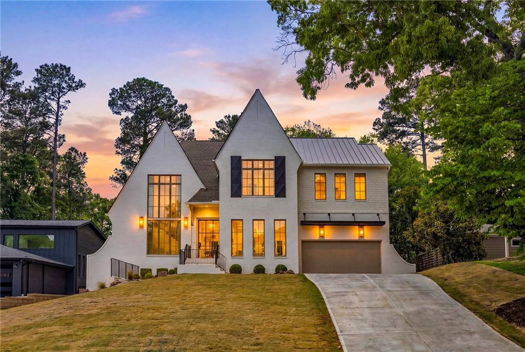 3002 Cravenridge Drive NE