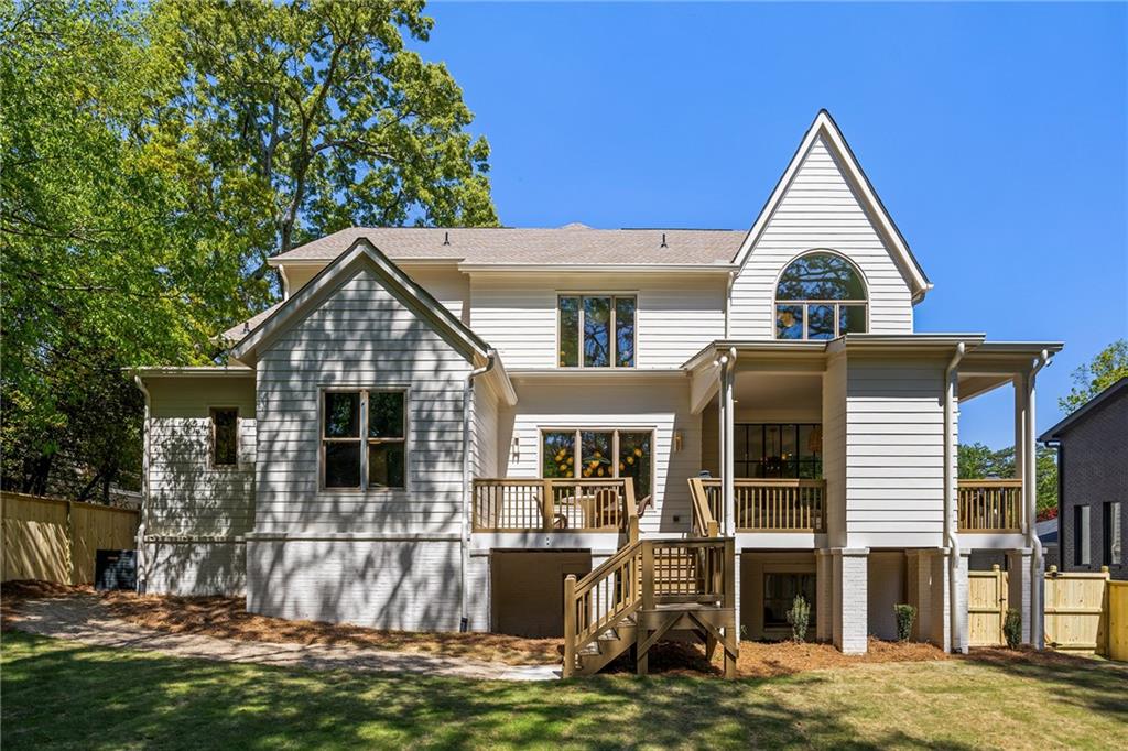 3002 Cravenridge Drive NE