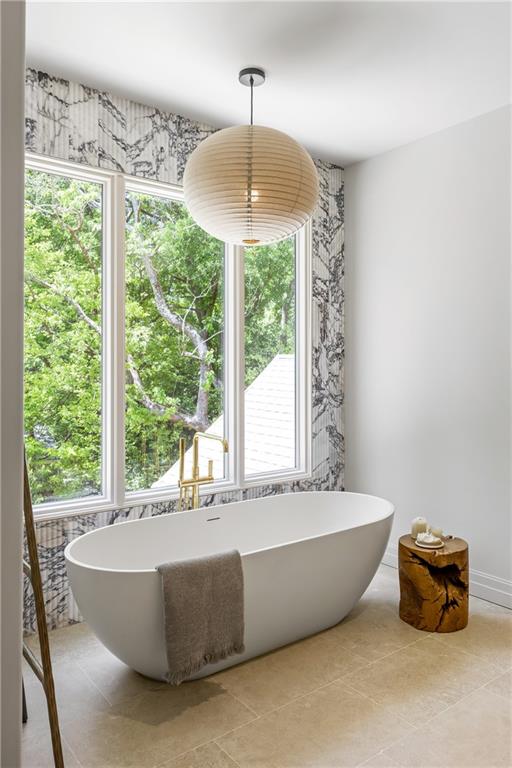 3002 Cravenridge Drive NE