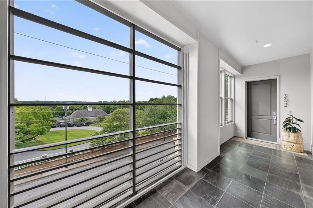 281 15th Street NE Unit 302