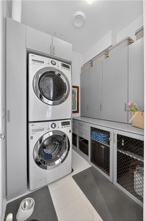 281 15th Street NE Unit 302