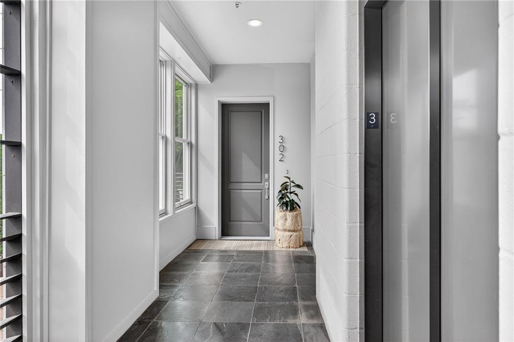 281 15th Street NE Unit 302