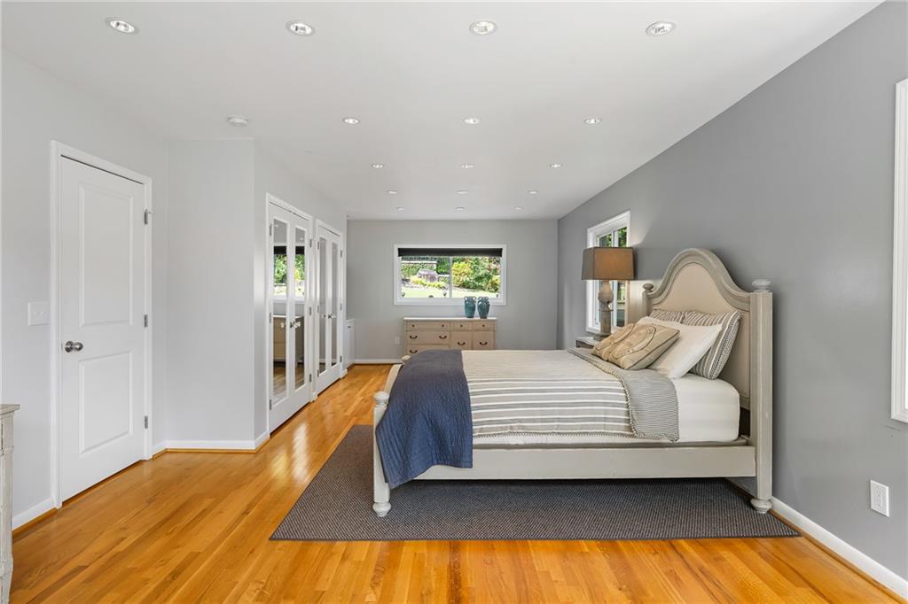 132 Laurel Drive NE