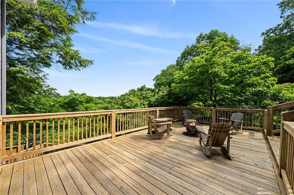 132 Laurel Drive NE