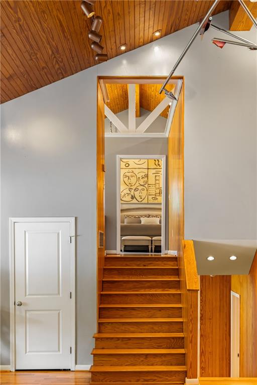 132 Laurel Drive NE