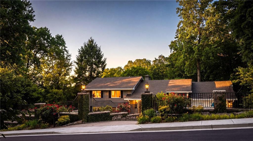 132 Laurel Drive NE