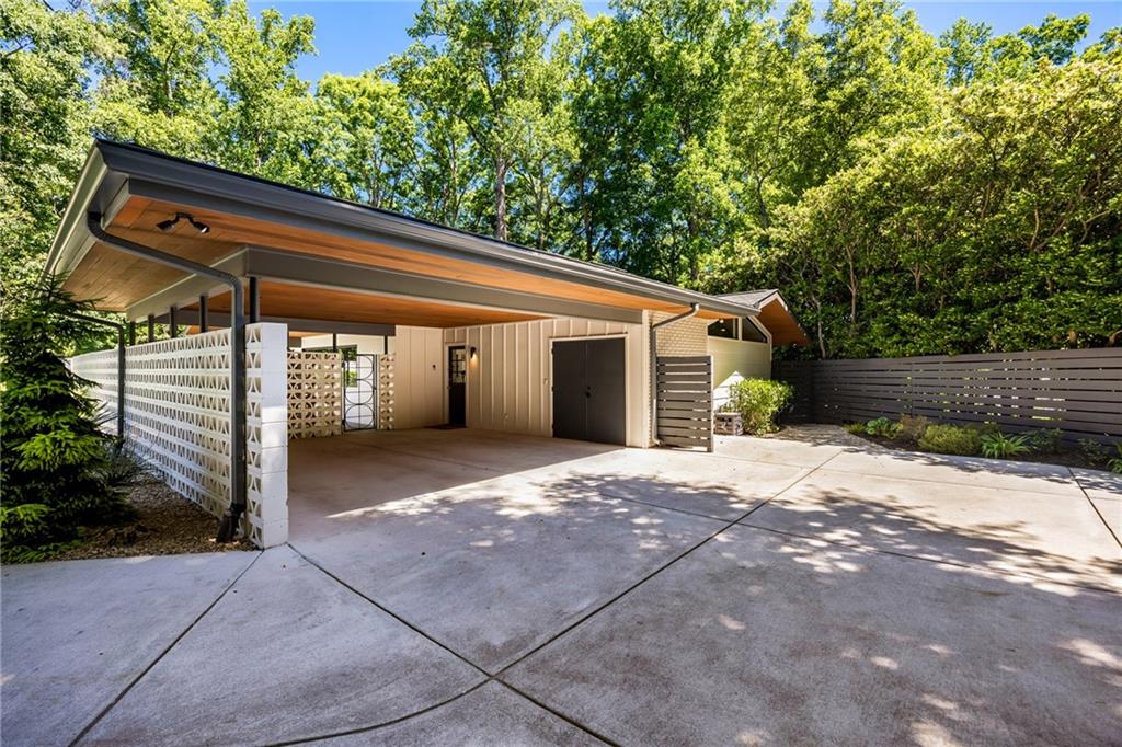 3253 Rilman Drive NW