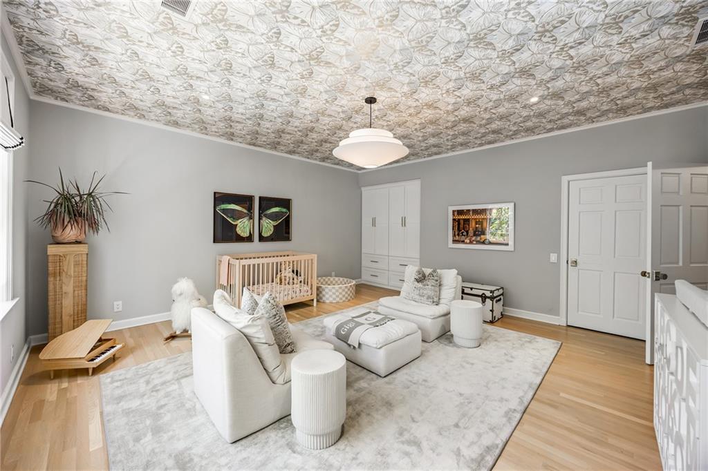 3216 Glen Arden Drive NW