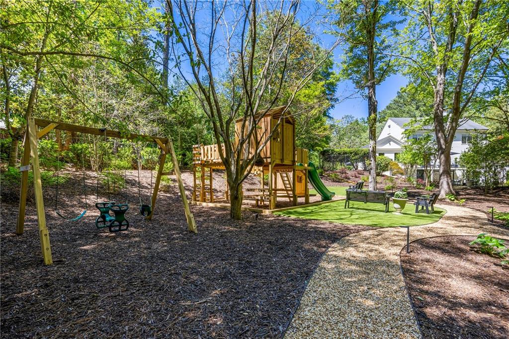 3216 Glen Arden Drive NW