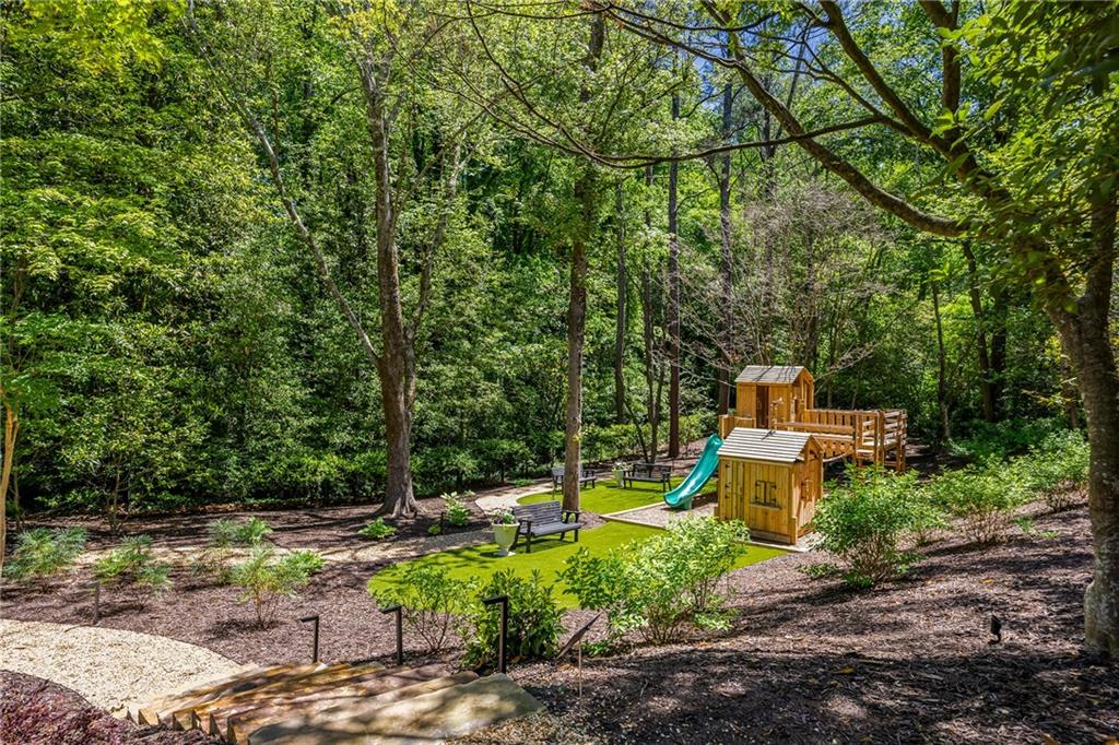 3216 Glen Arden Drive NW
