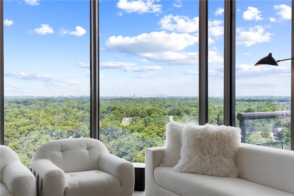 2795 Peachtree Road NE Unit 1701