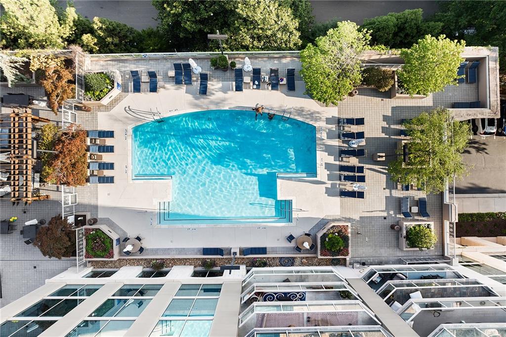 2795 Peachtree Road NE Unit 1701