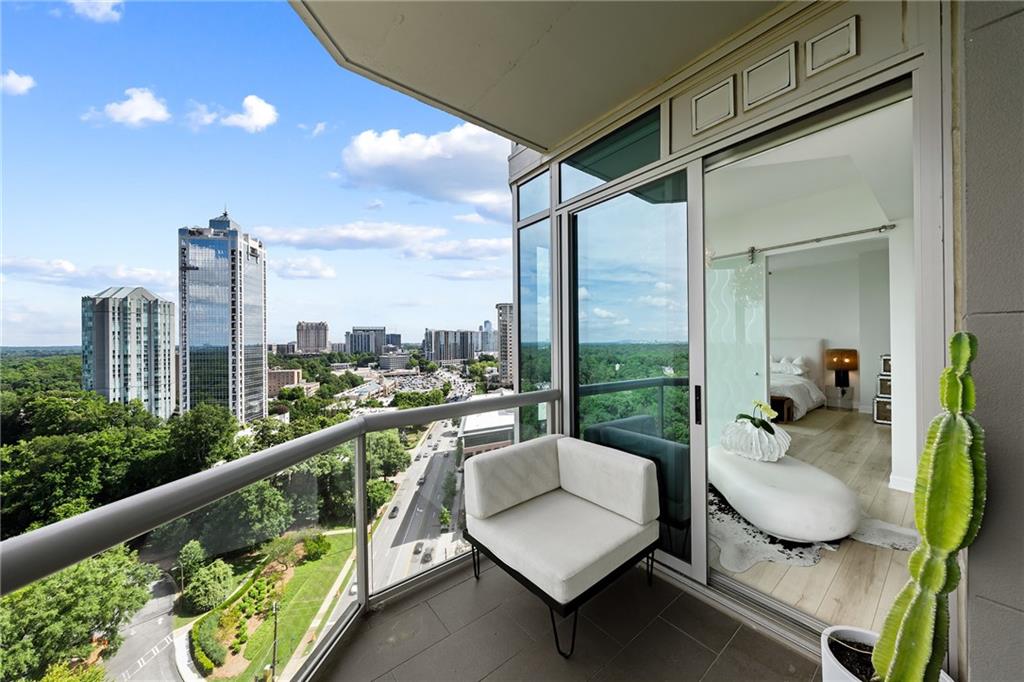 2795 Peachtree Road NE Unit 1701