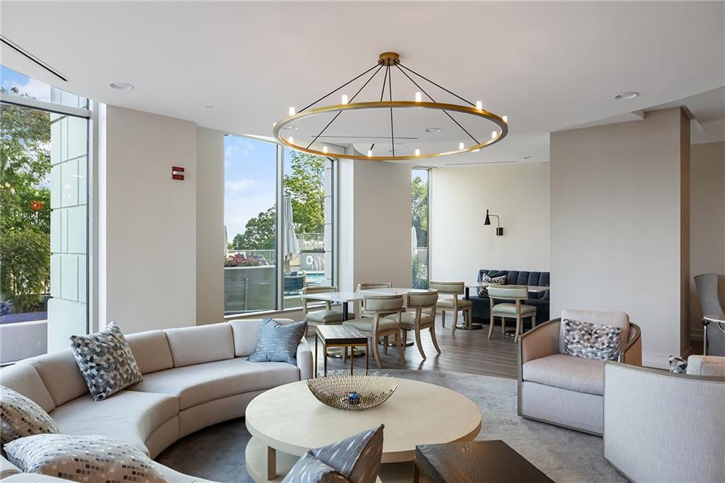 2795 Peachtree Road NE Unit 1701
