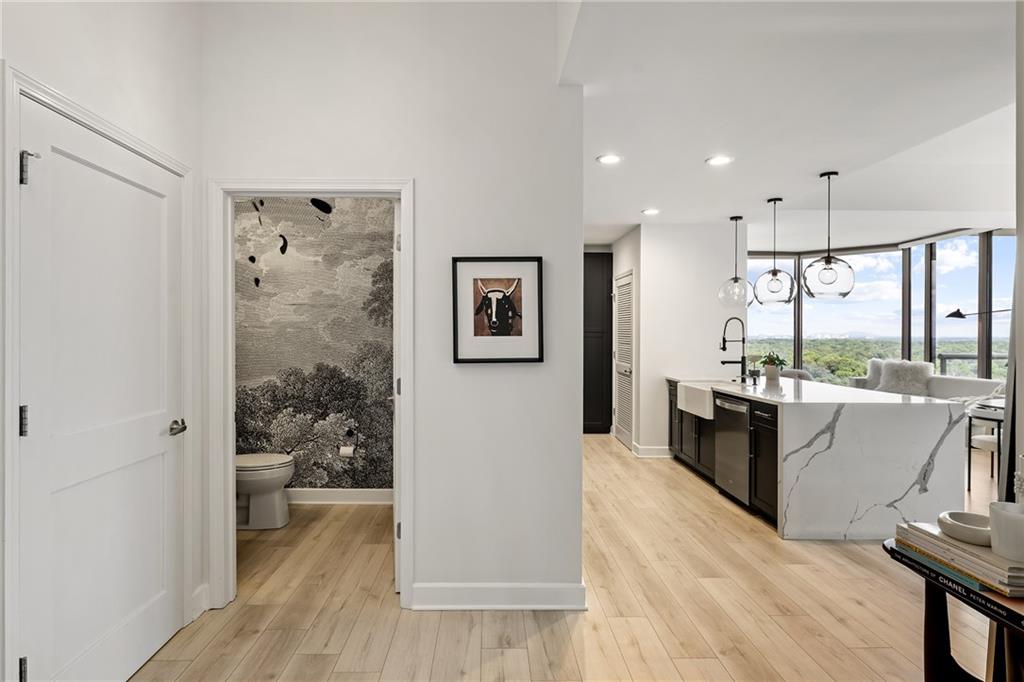 2795 Peachtree Road NE Unit 1701