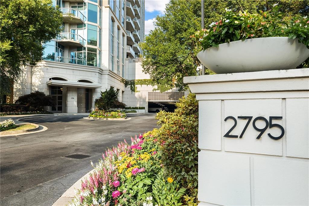 2795 Peachtree Road NE Unit 1701