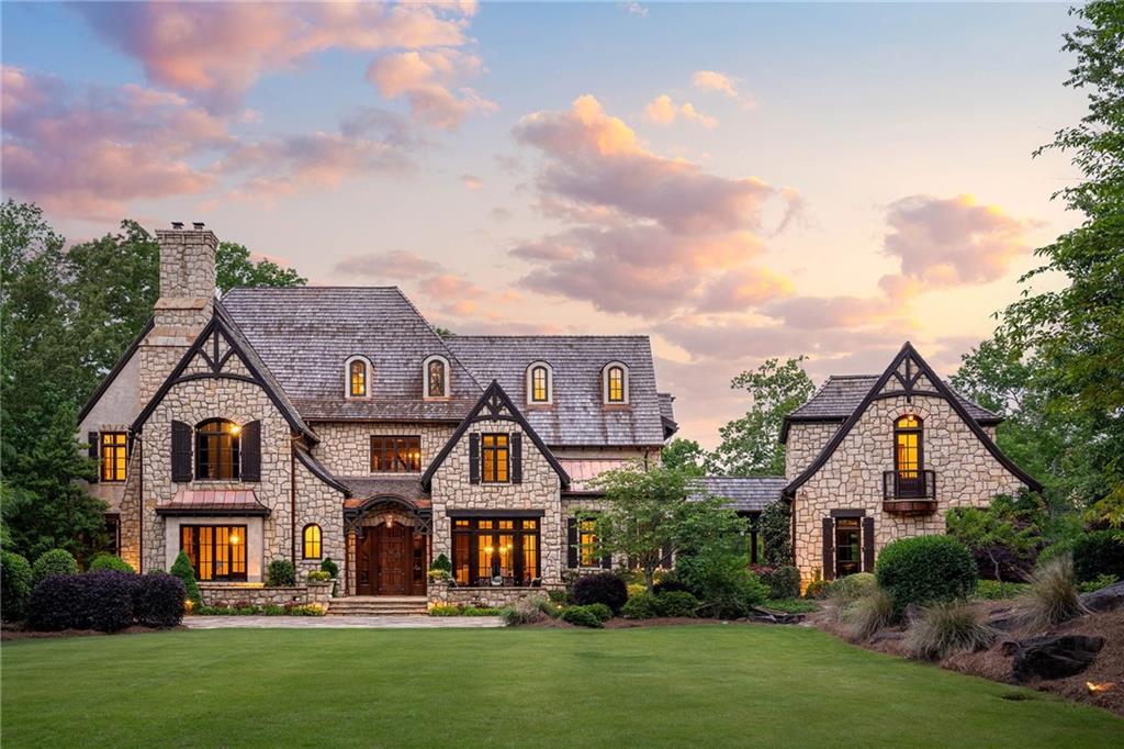 550 Blue Heron Way