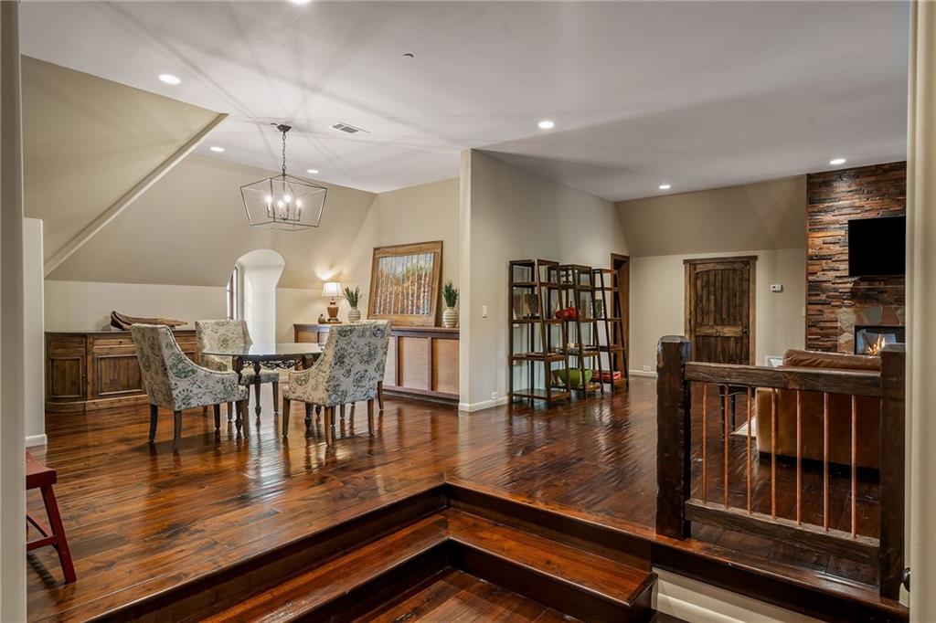 550 Blue Heron Way