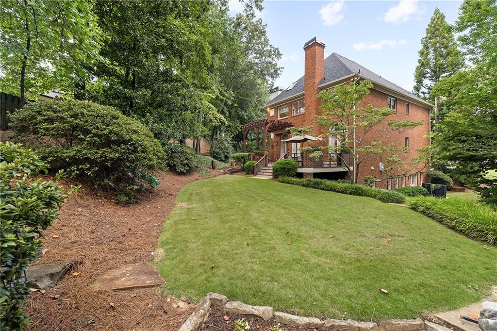 220 Powers Cove NW
