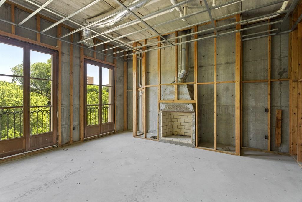 2288 Peachtree Road NW Unit 13