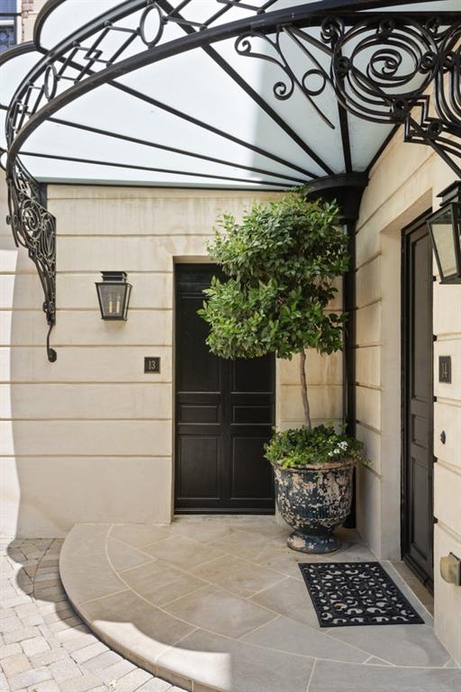 2288 Peachtree Road NW Unit 13