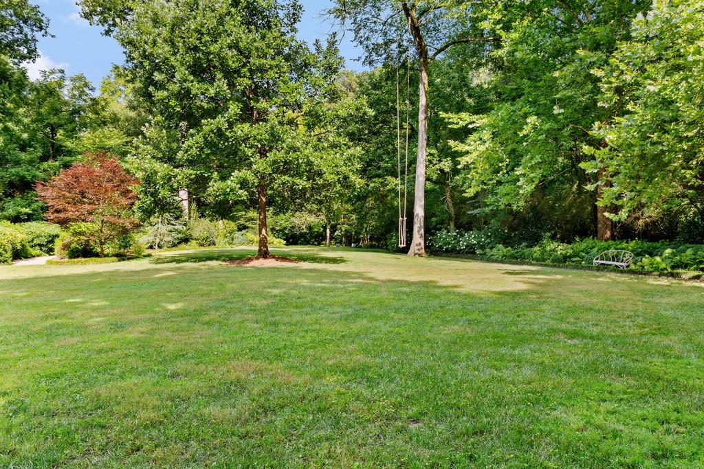 2288 Peachtree Road NW Unit 13