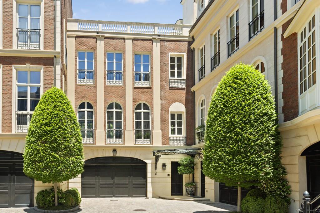 2288 Peachtree Road NW Unit 13