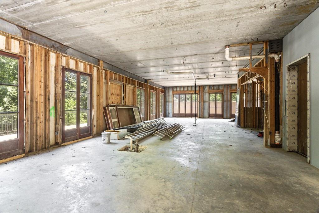 2288 Peachtree Road NW Unit 13