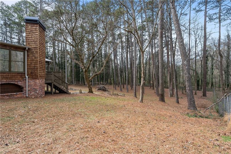 2468 Ridgeway Drive