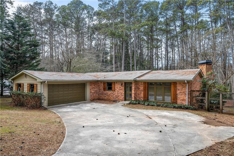 2468 Ridgeway Drive