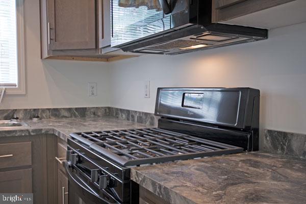 75 LONGBOW DRIVE