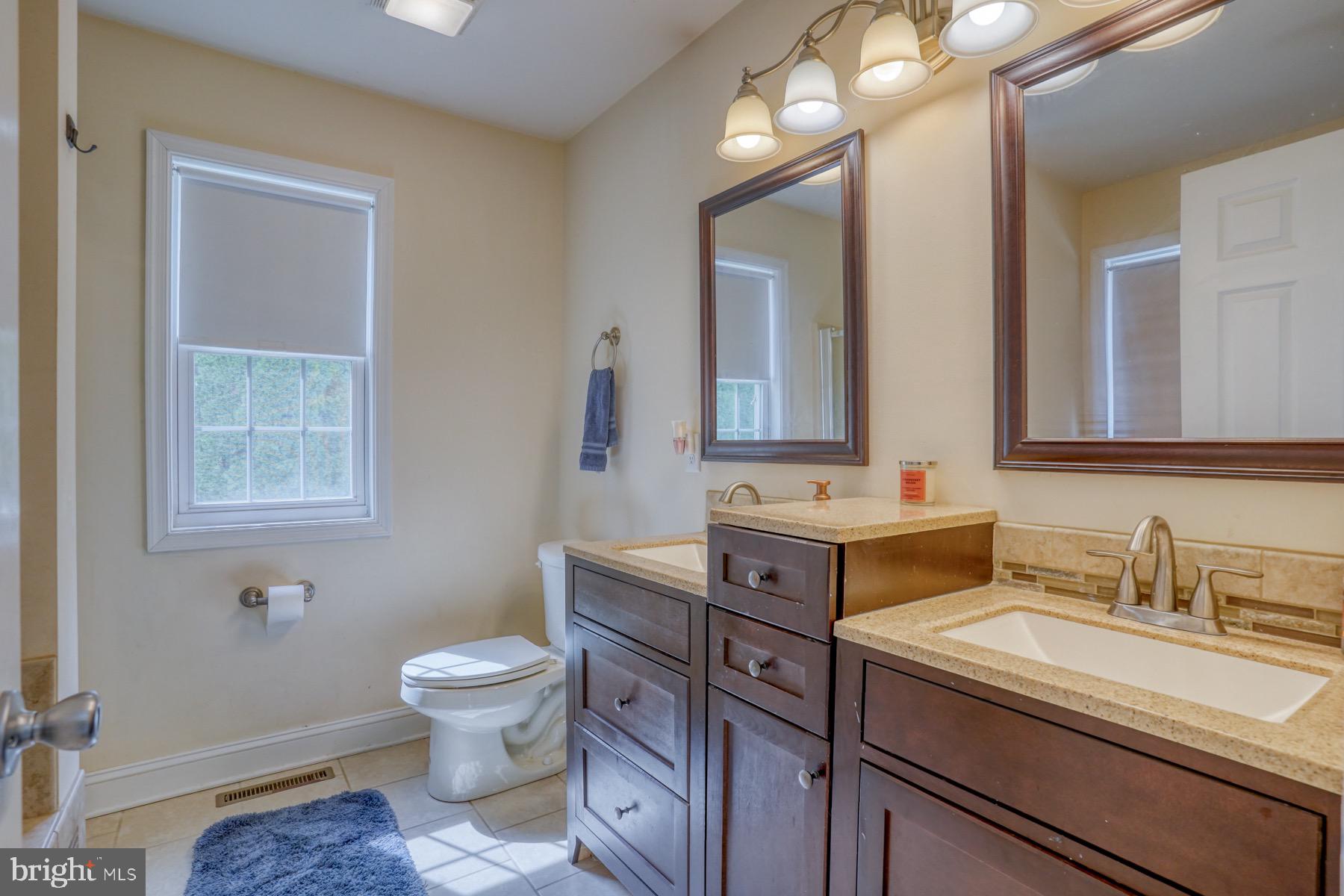 207 TALL TREE COURT
