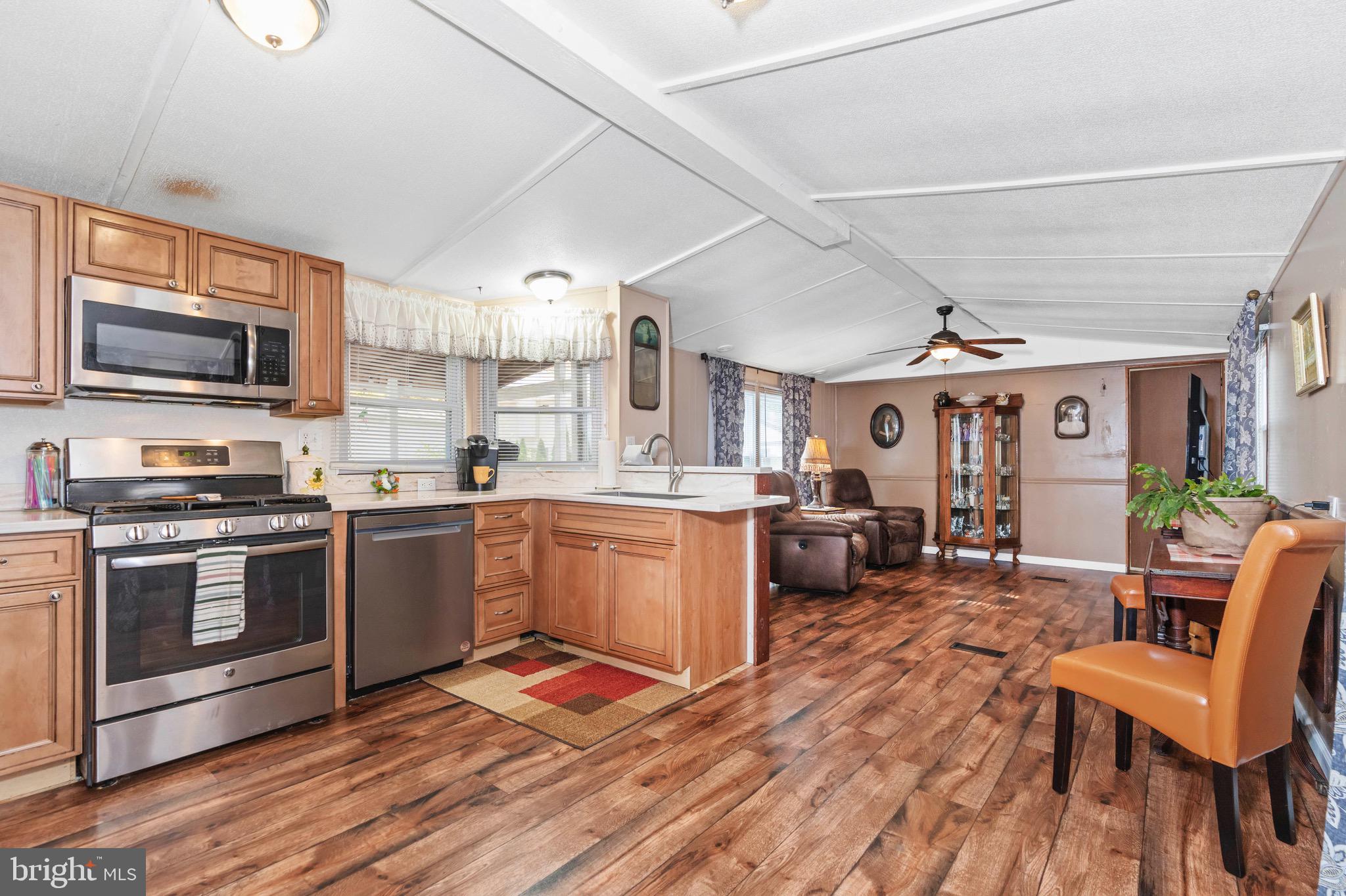 122 IVY RIDGE COURT 122