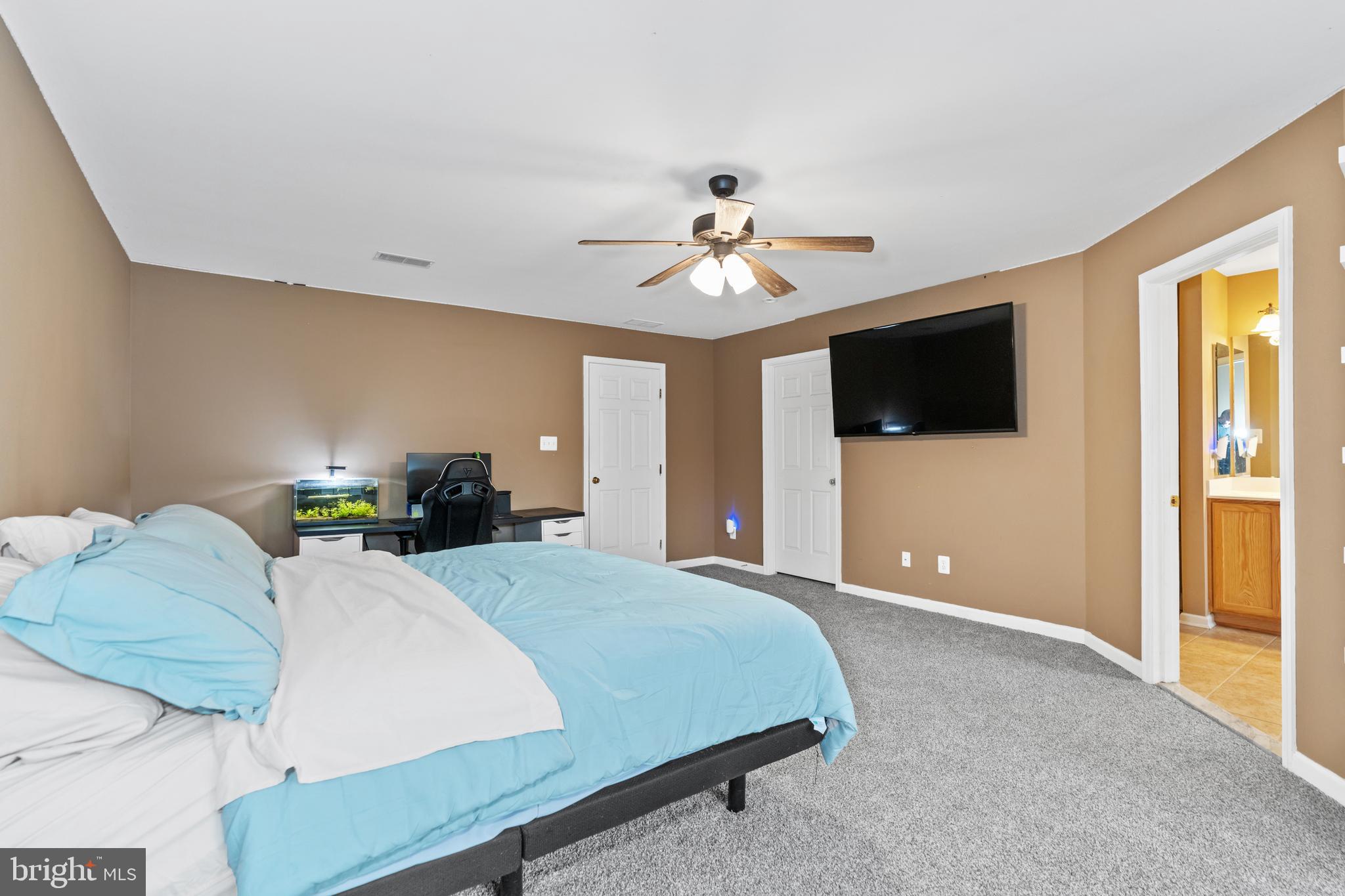 114 SUMMER DRIVE